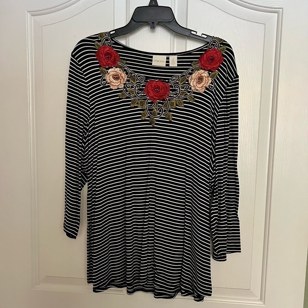 CHICO’S SIZE 3 BLACK/WHITE TOP. JUST REDUCED!!!